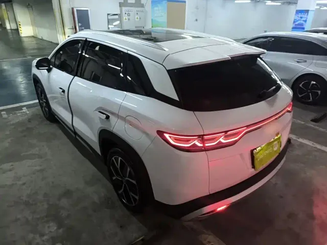 BYD Song L DM-i — Фото автомобиля 4