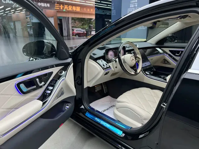 Mercedes-Benz Maybach S-Class — Фото автомобиля 13