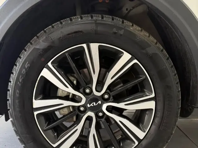 Kia KX1 — Фото автомобиля 14