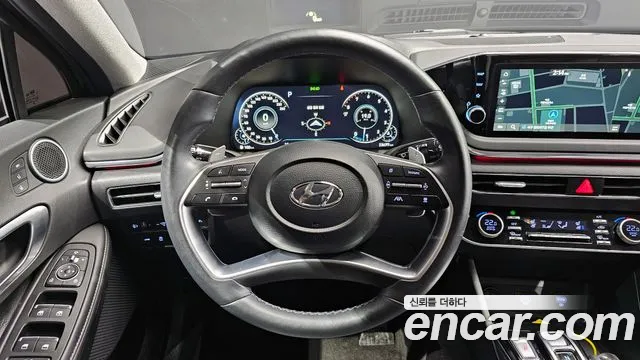 Hyundai Sonata — Фото автомобиля 13
