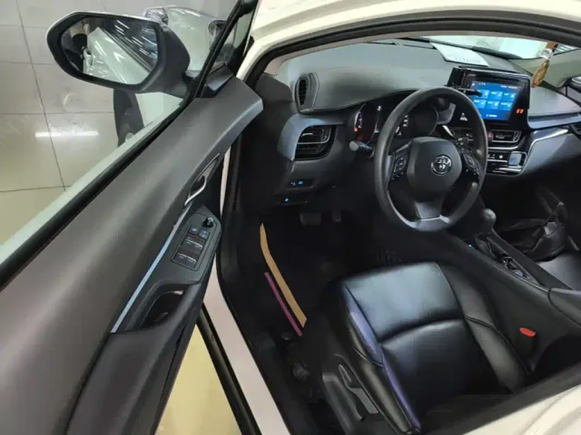 Toyota IZOA — Фото автомобиля 15
