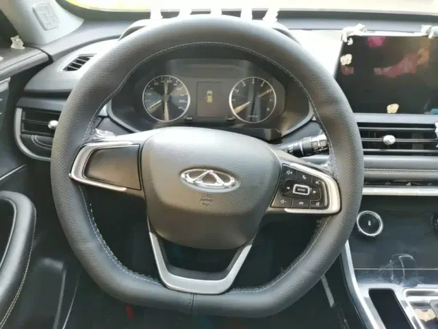 Chery Tiggo 8 — Фото автомобиля 10