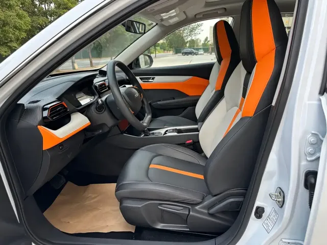 Dongfeng Yixuan GS — Фото автомобиля 4