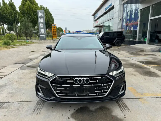 Audi A7L — Фото автомобиля 2