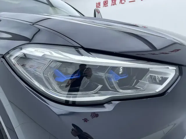 BMW X5 — Фото автомобиля 14