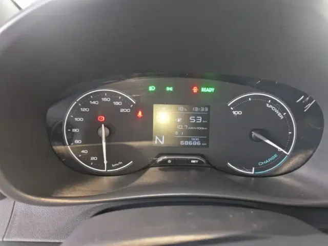 Wuling Hongguang — Фото автомобиля 11