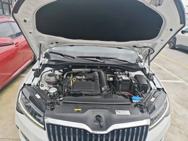 Skoda Superb — Фото автомобиля 19