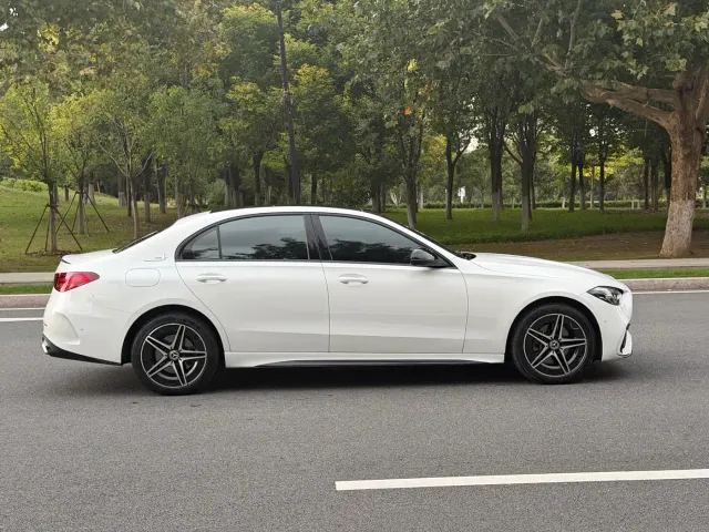 Mercedes-Benz C-Class — Фото автомобиля 11