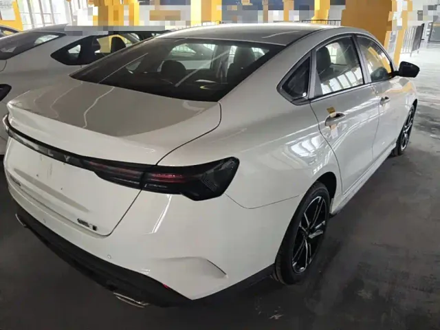 Geely Binrui — Фото автомобиля 4