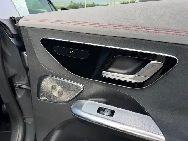 Mercedes-Benz EQE AMG — Фото автомобиля 13