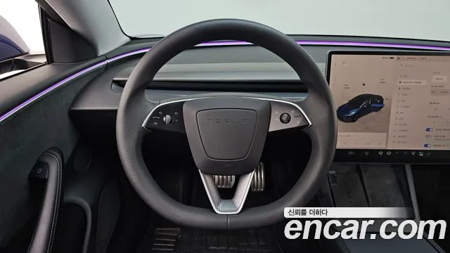 Tesla Model 3 — Фото автомобиля 13