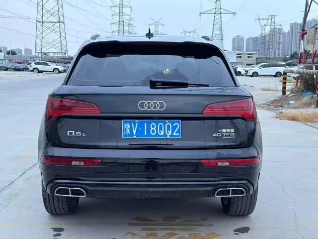 Audi Q5L — Фото автомобиля 8