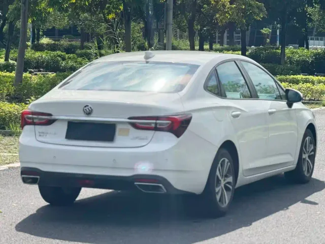 Buick Verano — Фото автомобиля 5
