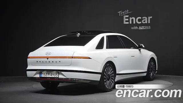 Hyundai Grandeur — Фото автомобиля 2