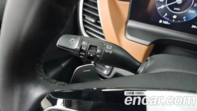 Kia Seltos New — Фото автомобиля 28