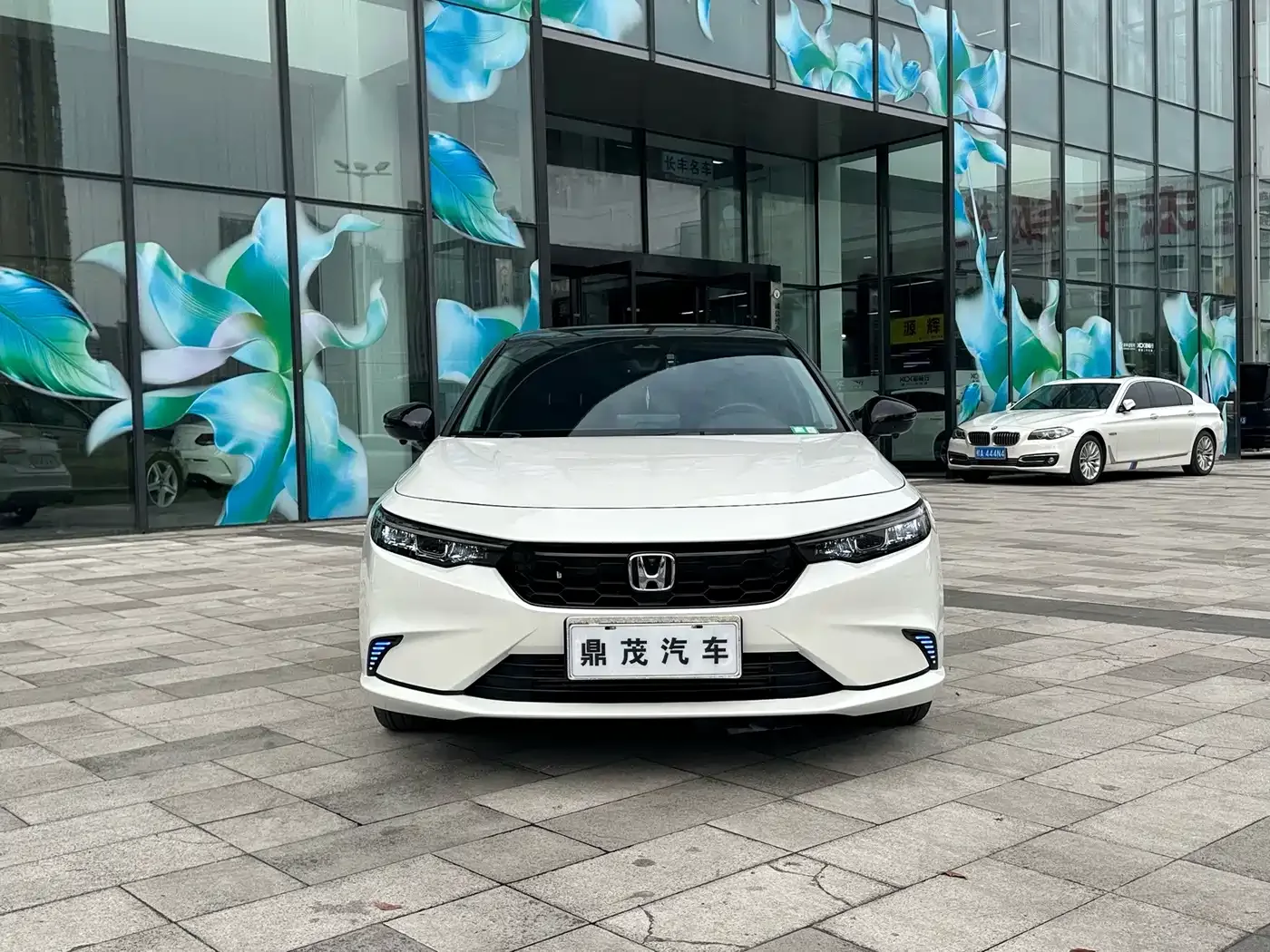 Honda Integra 2023 240TURBO CVT Luxury Edition — Фото автомобиля 2