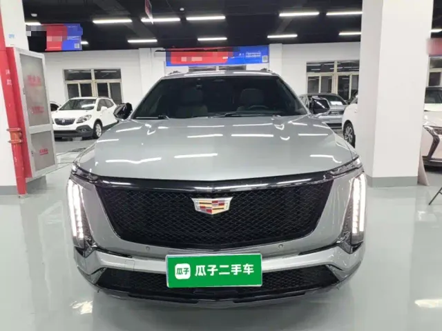 Cadillac XT5 — Фото автомобиля 2
