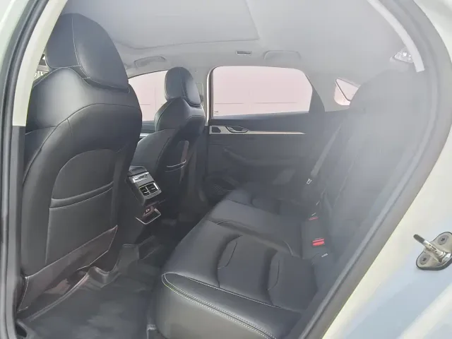 Geely Xingrui — Фото автомобиля 6