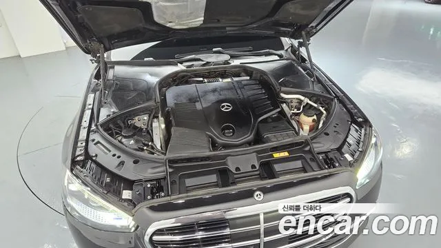 Mercedes-Benz S-Class — Фото автомобиля 9