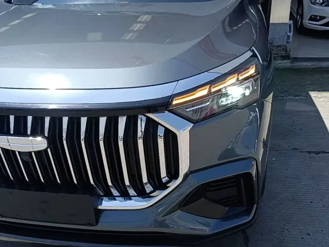 Geely Haoyue L — Фото автомобиля 21