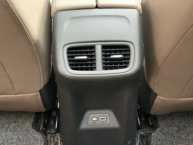 Buick Envision Plus — Фото автомобиля 14