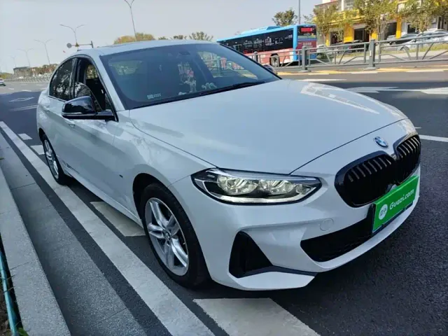BMW 1 Series — Фото автомобиля 3