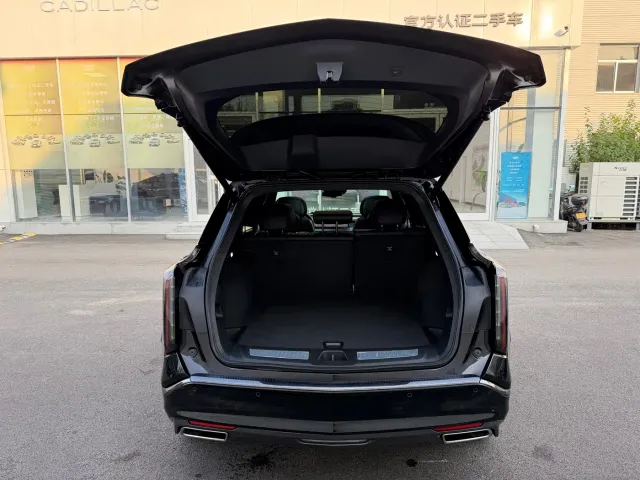 Cadillac XT5 — Фото автомобиля 16