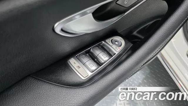 Mercedes-Benz E-Class W213 — Фото автомобиля 30