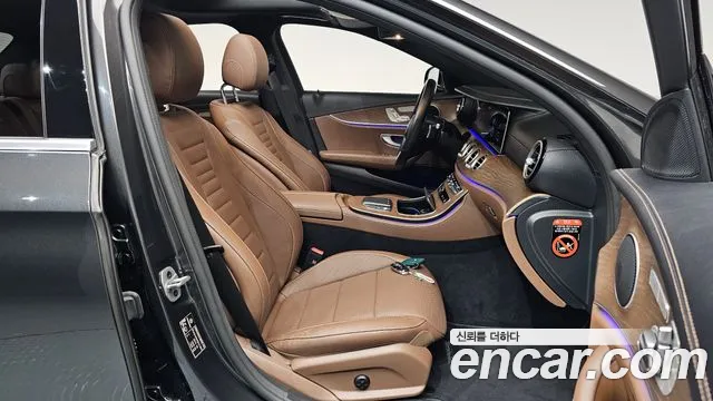Mercedes-Benz E-Class W213 — Фото автомобиля 16