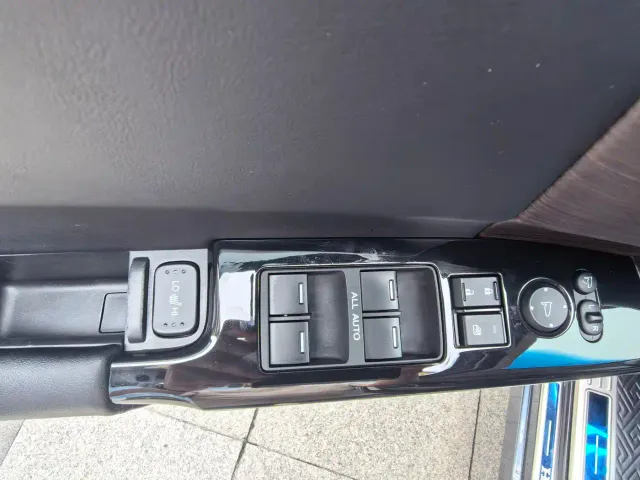 Honda Odyssey — Фото автомобиля 13