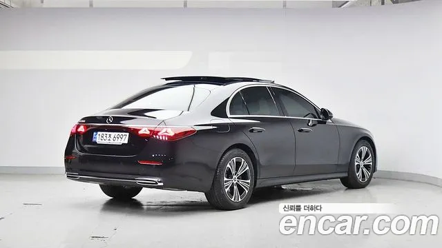 Mercedes-Benz E-Class W214 — Фото автомобиля 2
