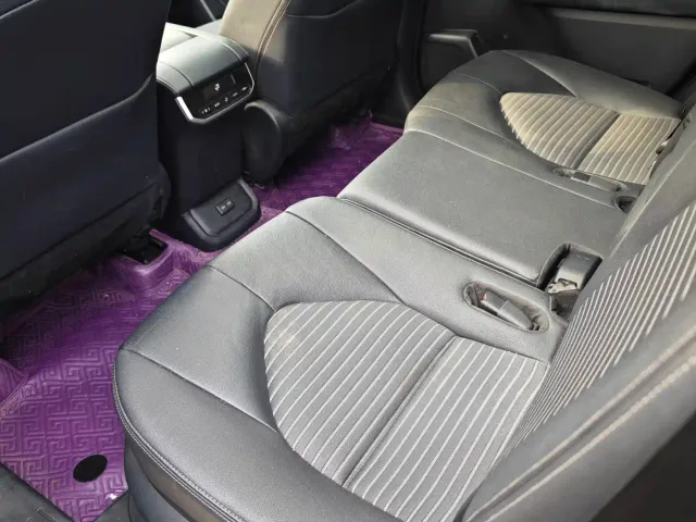 Toyota Crown Kluger — Фото автомобиля 4