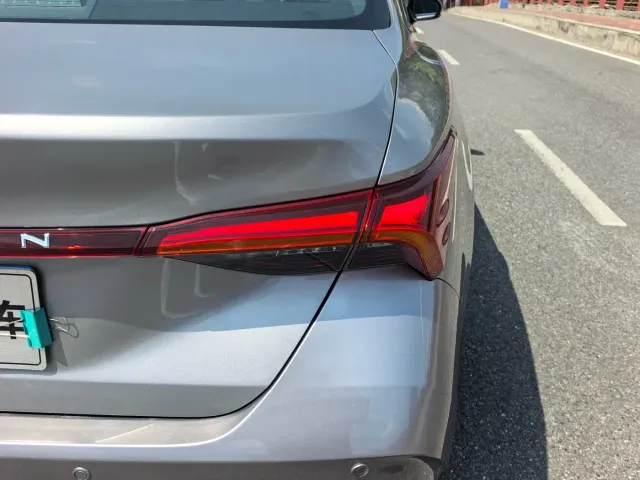 Toyota Avalon — Фото автомобиля 21