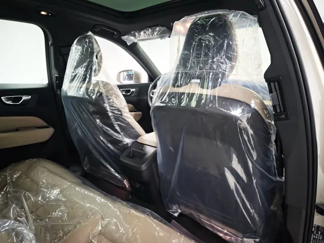 Volvo XC60 — Фото автомобиля 13