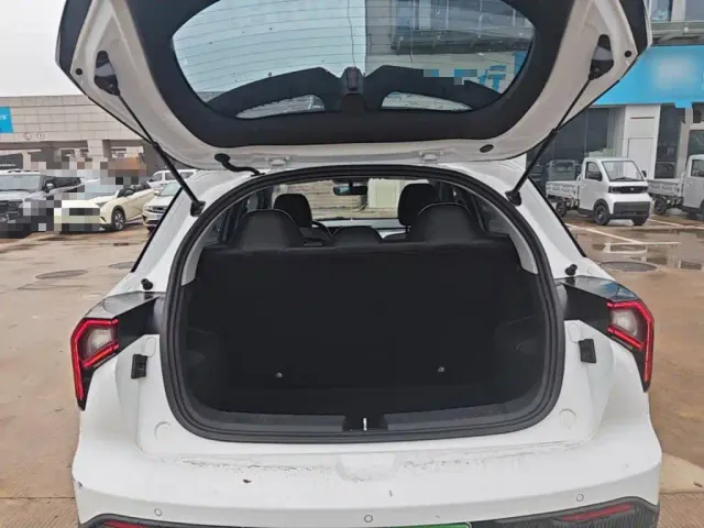 Geely Geometry E Firefly — Фото автомобиля 18
