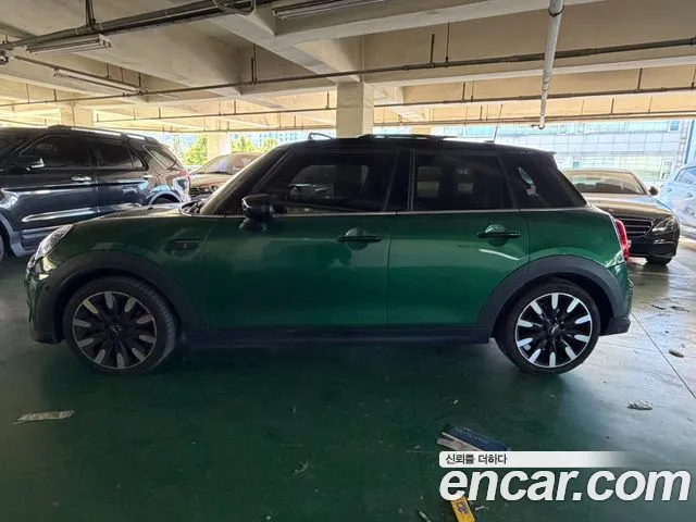 MINI Cooper — Фото автомобиля 3