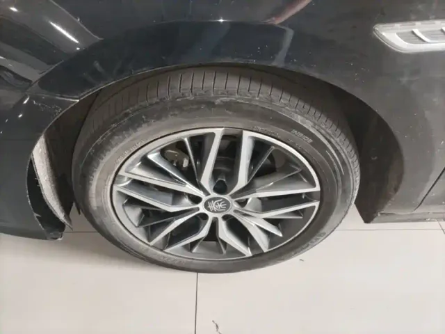 BYD Qin PLUS — Фото автомобиля 22
