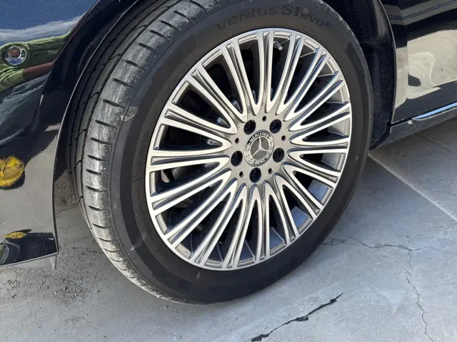 Mercedes-Benz E-Class — Фото автомобиля 5