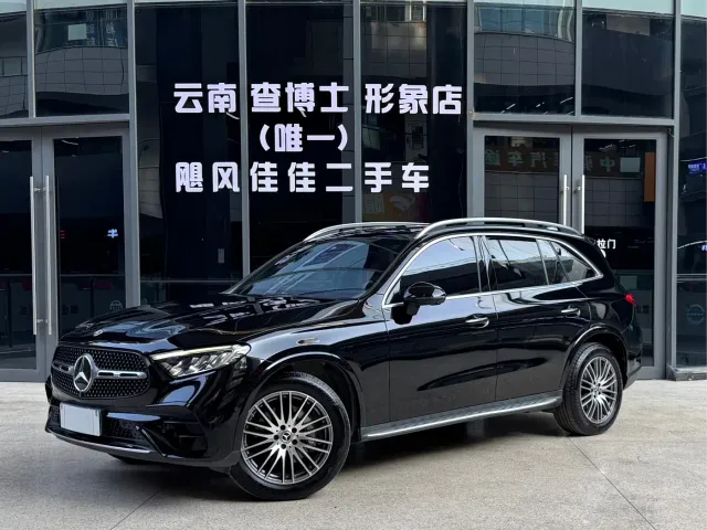 Фотография автомобиля — Mercedes-Benz GLC-Class