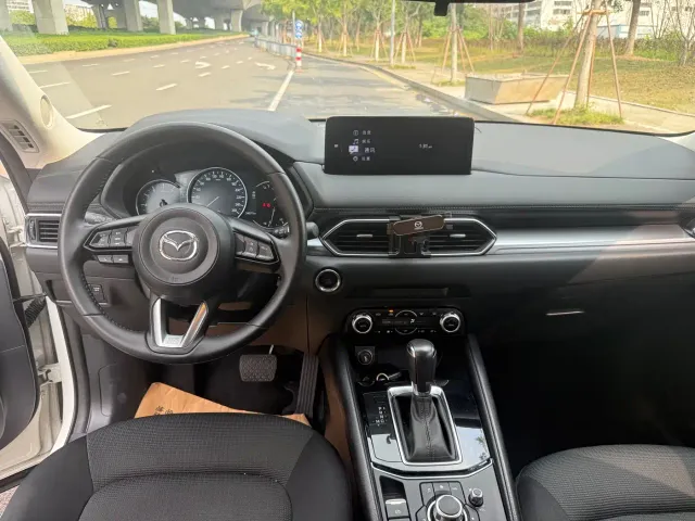 Mazda CX-5 — Фото автомобиля 10