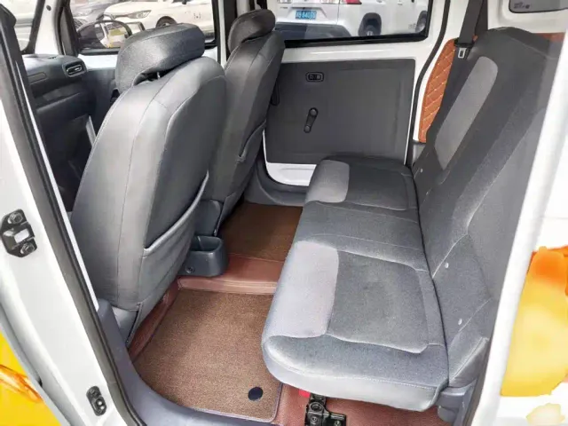 Wuling Zhiguang NEV — Фото автомобиля 16
