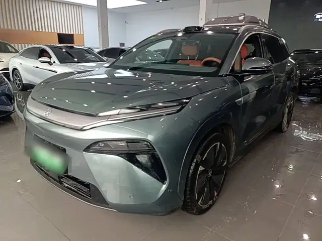 Фотография автомобиля — BYD Tang L