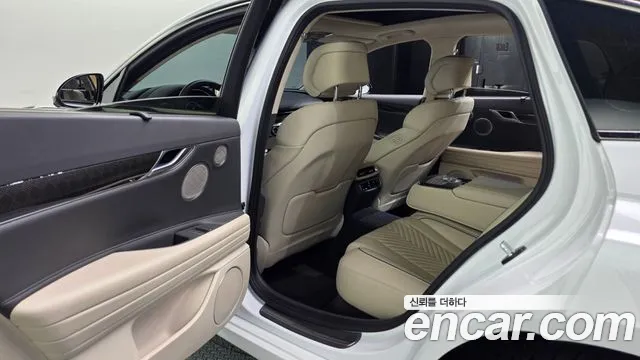Genesis G80 Бензин 3.5 турбо AWD — Фото автомобиля 18