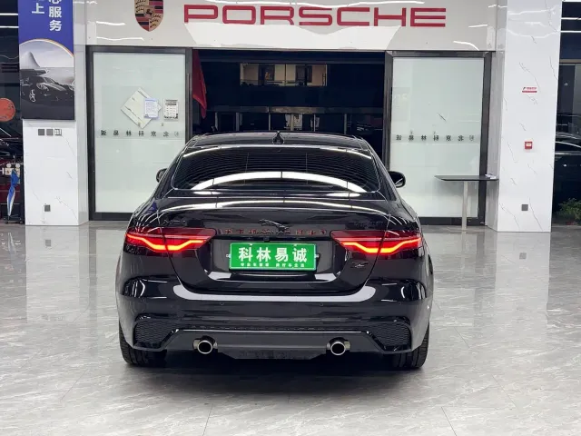 Jaguar XEL — Фото автомобиля 5