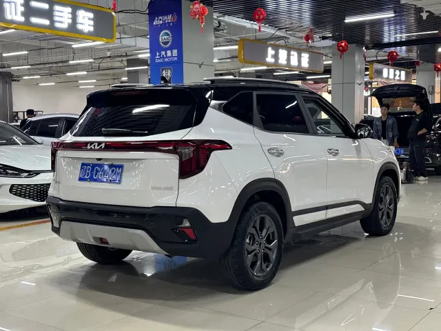 Kia Seltos — Фото автомобиля 4