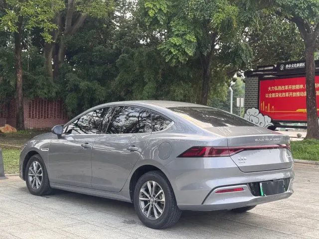 BYD Qin PLUS — Фото автомобиля 6
