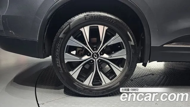 Renault-KoreaSamsung QM6 Новый QM6 2.0 LPe LE Signature 2WD — Фото автомобиля 5