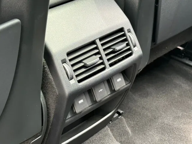 Land Rover Discovery Sport — Фото автомобиля 21