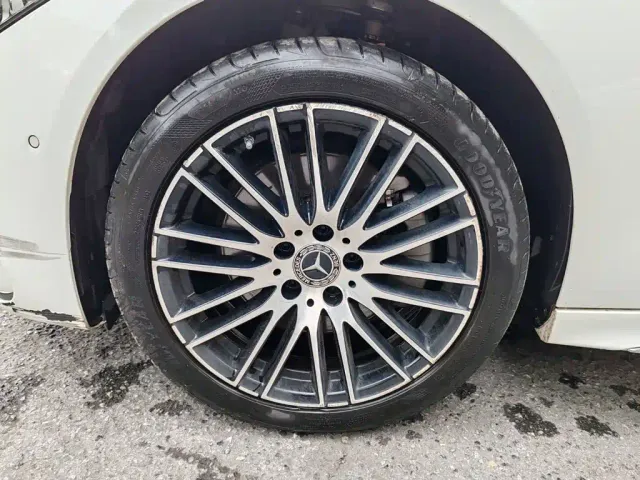 Mercedes-Benz C-Class — Фото автомобиля 8