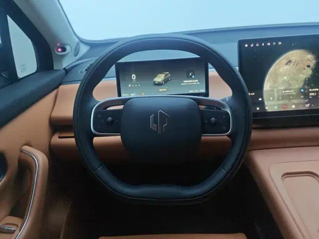Leapmotor C10 — Фото автомобиля 15